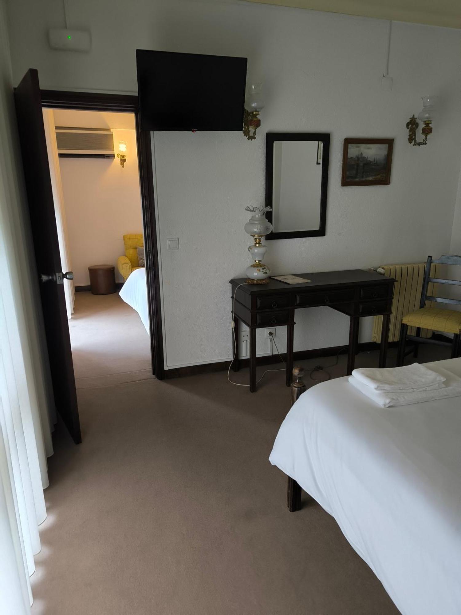 Lavanda Hotel Mira Serra Celorico Da Beira Buitenkant foto